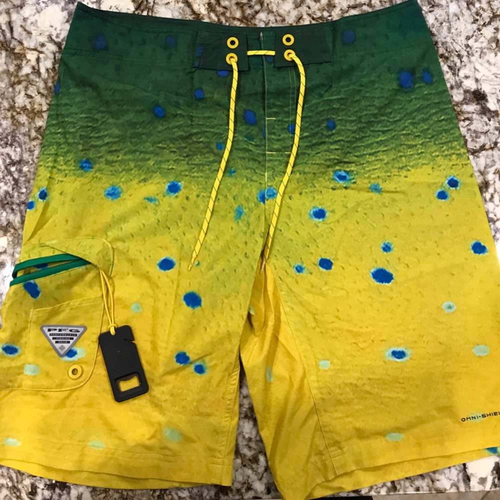 Columbia Board Shorts. Size 36.